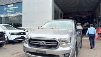 Ford Ranger XLS 4x2AT 2019 số tự động