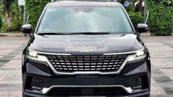 Kia Carnival 2023 Signature 2.2D - 33000 km