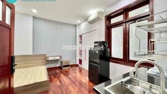 CHÍNH CHỦ STUDIO CỬA SỔ ĐẦY ĐỦ NỘI THẤT, VỊ TRÍ TRUNG TÂM