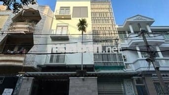 CHO THUÊ NHÀ MT TRẦN HƯNG ĐẠO_ 7X20M_TRỆT 4 LẦU THANG MÁY.