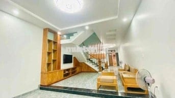 Cho THUÊ nhà nguyên căn 1T2L đầy đủ nội thất khu dân cư phường Trấn Bi