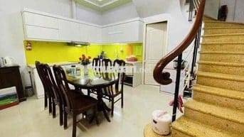 Nhà Nguyên Căn phố Tam Trinh, Hoàng Mai 38m x5 Tầng Full Nội Thất