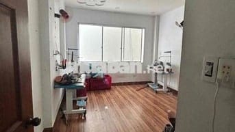 MẶT TIỀN BÌNH LONG - 4 X 30 - 3 LẦU - 6P - MỚI