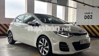 Chính chủ xe gia đình đang sử dụng - Kia Rio 2015