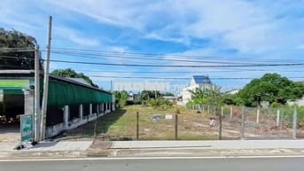 Cô Ngân bị bệnh cần tiền phẫu thuật nên cần bán gấp lô đất này