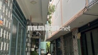 Nhà phố tại Lê Văn Lương nối dài. Sổ hồng sẵn. Dân cư tri thức cao.
