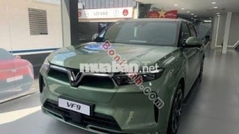 VinFast VF9 Plus 2025