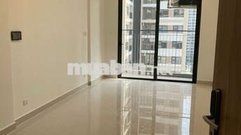 Bán căn hộ 1 phòng ngủ 43m2 nguyên bản, view bể bơi giá 3ty850