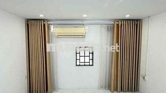 Bán nhà tập thể Trương Định, 2 thoáng bãi gửi ô tô 3PN 2WC 70m2 SĐCC