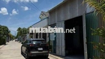 Kho ở Nguyễn Hữu Thọ cần cho thuê gấp với giá rẻ diện tích 250m2