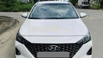 Hyundai Accent 2023 1.4 AT - 59000 km