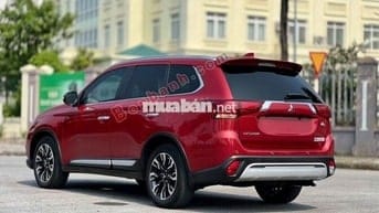 Mitsubishi Outlander 2.0 Premium 2021 Đỏ