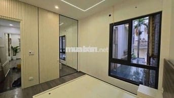 BÁN NHANH NHÀ NGÕ 79 CẦU GIẤY - DT38m - GẦN Ô TÔ