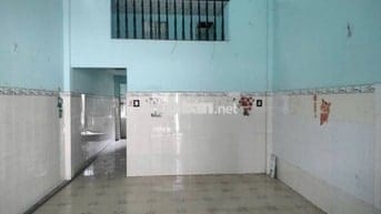 3.05 Tỷ - Nhà 1 trệt 1 gác, SHR, hẻm xe hơi,2PN 2WC,Đông Thạnh,Hóc Môn