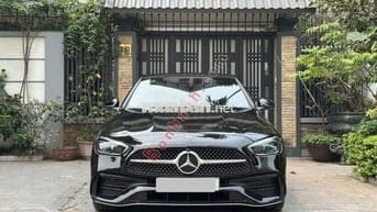 Mercedes Benz C300 AMG 2022 - 1 Tỷ 699 Triệu