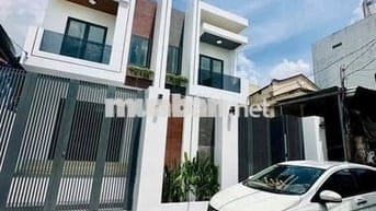 Nhà 1 trệt 1 lầu thổ cư 100% phường Tân Phong
