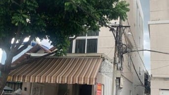 Bán nhà góc 2MT Âu Dương Lân P3Q8. 5x23m 3 lầu