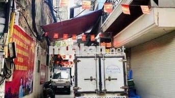 Nhà đẹp Cầu Giấy DT 30m, MT 6m