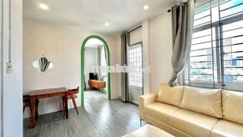 Cho thuê 1PN balcony view landmark81,thang máy,bảo vệ, Metro Tân Cảng