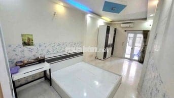 NHÀ THUÊ GIÁ RẺ CÓ NỘI THẤT CƠ BẢN • HẺM QUANG TRUNG P10 GÒ VẤP Ở NGAY