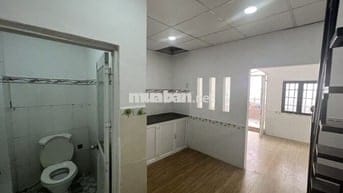 NHÀ NHỎ XINH YÊU 23M2 CHO VK CK TRẺ ĐS 10 HBP 1T1L 1PN 1WC  chỉ 2300