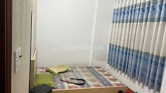 Nhà1 trệt 2 lầu full nội thất hẻm liên khu 4/5 BHH B bình tân