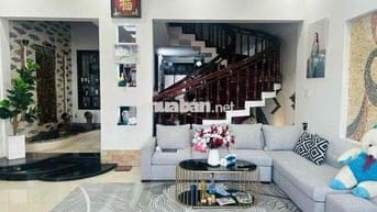 Nhà phố mặt tiền Phường Kim Long
