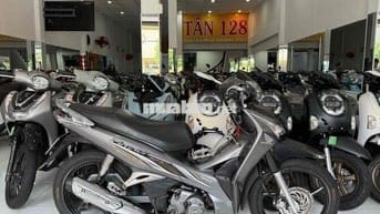 FUTURE FI 2017. Kim Xi. Cuối Mẩu. Máy Zin Cực Êm