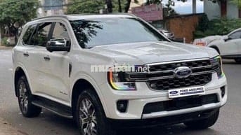 Ford Everest 2024 Titanium 2.0 AT 4x2 - 13600 km