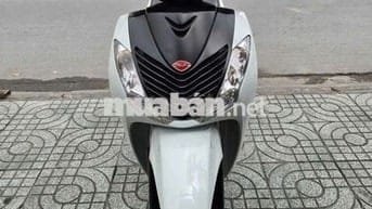 Cách phân biệt xe SH Ý và SH Việt. Nên mua dòng xe nào? SH Ý nhập 3 cục 2012,đầu nồi chưa rớt,chính chủ
