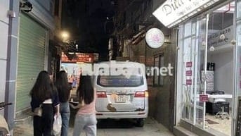 Kim Giang, ngõ thông kinh doanh, DT40m2, 4 tầng, MT 4m giá 11,4 tỷ