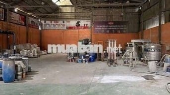 Cho thuê kho xưởng Mặt Ql6 Chương mỹ Hà Nội  1400m , điện 3 pha, cont.