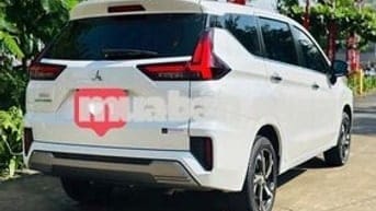 Mitsubishi Xpander 2024 Premium 1.5 AT - 38.000 km