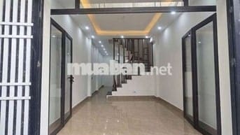 Cần bán nhà 4,6 Tỷ 35m2 5 tầng 10m ra ngõ oto