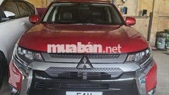 Ô tô Mitsubishi Outlander Premium 2021 đỏ