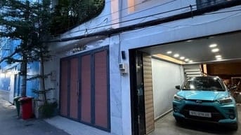 GIẢM 500TR GẤP BÁN- HẺM XE HƠI- DƯƠNG QUẢNG HÀM- 54m2- 5 TẦNG- 9,3 TỶ 