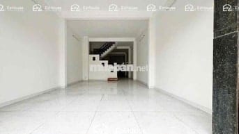 Mặt tiền DƯƠNG QUẢNG HÀM GÓC NGÃ 3