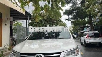 Toyota Fortuner 2017 2.4G 4x2 MT - 212000 km
