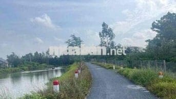 Đất mặt tiền đẹp view sông lộ nhựa 8 tấn khu dân cư đông đúc