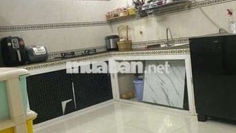 Nhà mới ,hẻm 6m 3pn 2wc .nguyên văn quá