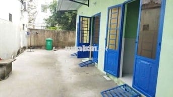 Phòng cho thuê giá rẻ cho người đã lập gia đình ở! Cảm ơn!