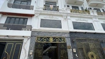 Cần bán nhà MT đường nguyễn thị tú 4x40 giá 