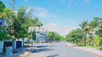 Bán đất sát chợ Hưng Long đường 50m thoáng mát huyện Cần Giuộc