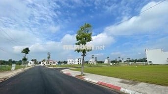 Cần bán lô đất nền gần KCN VSIP2, Ngay mặt tiền đường DT741