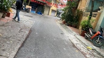 BÁN GẤP - PL 2 Ô TÔ - PHỐ ĐÀO TẤN - LINH LANG - 55M - 4 TẦNG -MT 5,2M 