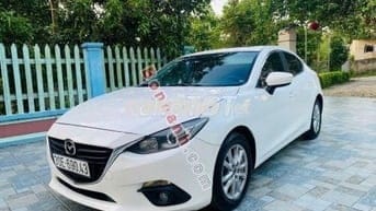 Mazda 3 1.5 AT 2016