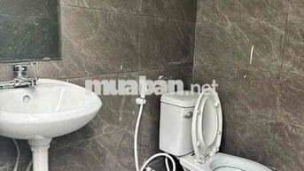 Chính chủ mình cần cho thuê nhà ngõ 38 xuân la, 2 ngủ, 2wc, ở nhóm