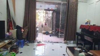 NHÀ MẶT NGÕ ÔTÔ TRÁNH, TẠI LÀNG CỔ HIẾU HỌC ĐÔNG NGẠC