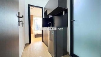 2 PHÒNG NGỦ - 2 BAN CÔNG LỚN NGAY VÒNG XOAY DÂN CHỦ, TOÀ NHÀ VIETTEL