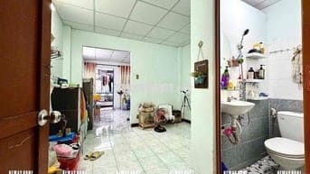 Phòng trọ giá rẻ ngay ngã tư Bảy Hiền _ Bancong siêu thoáng